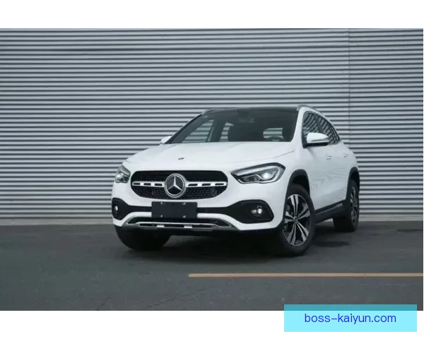 德甲转会市场动态持续升温，俱乐部备受瞩目动向引关注