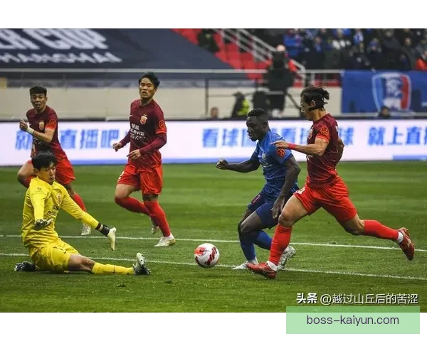 上海申花进攻套路分析：持续提升的战术配合与球员表现